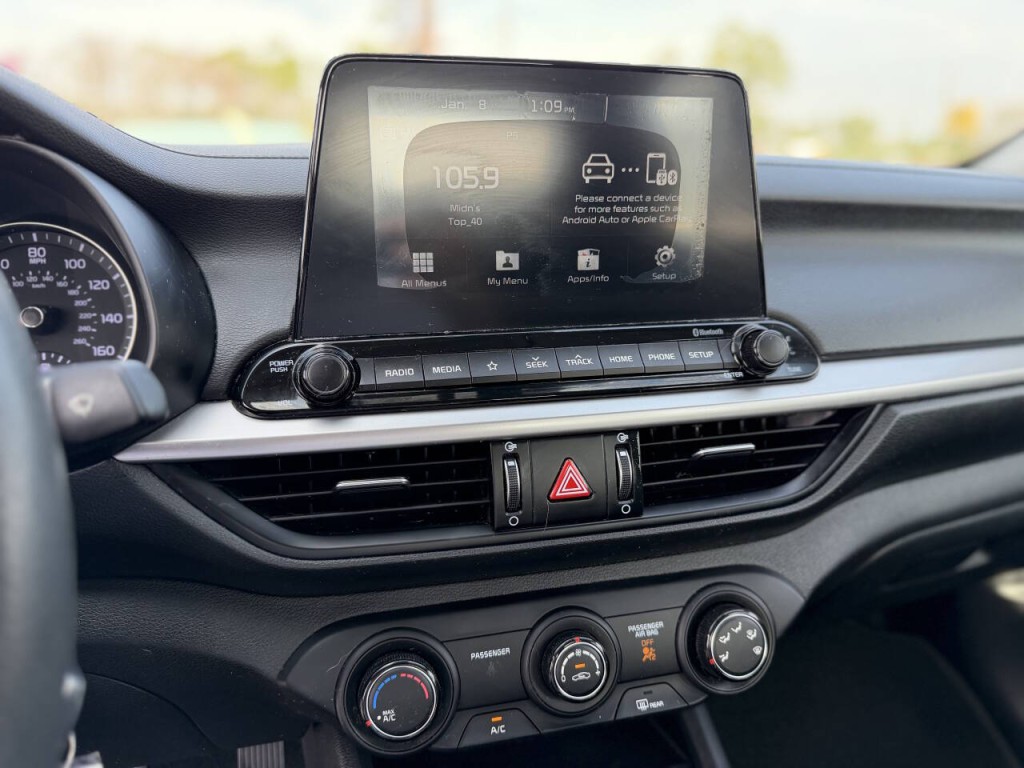 2021 Kia Forte Image 14