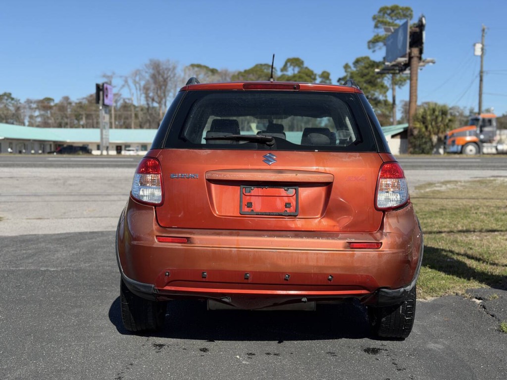 2009 Suzuki SX4 Image 5