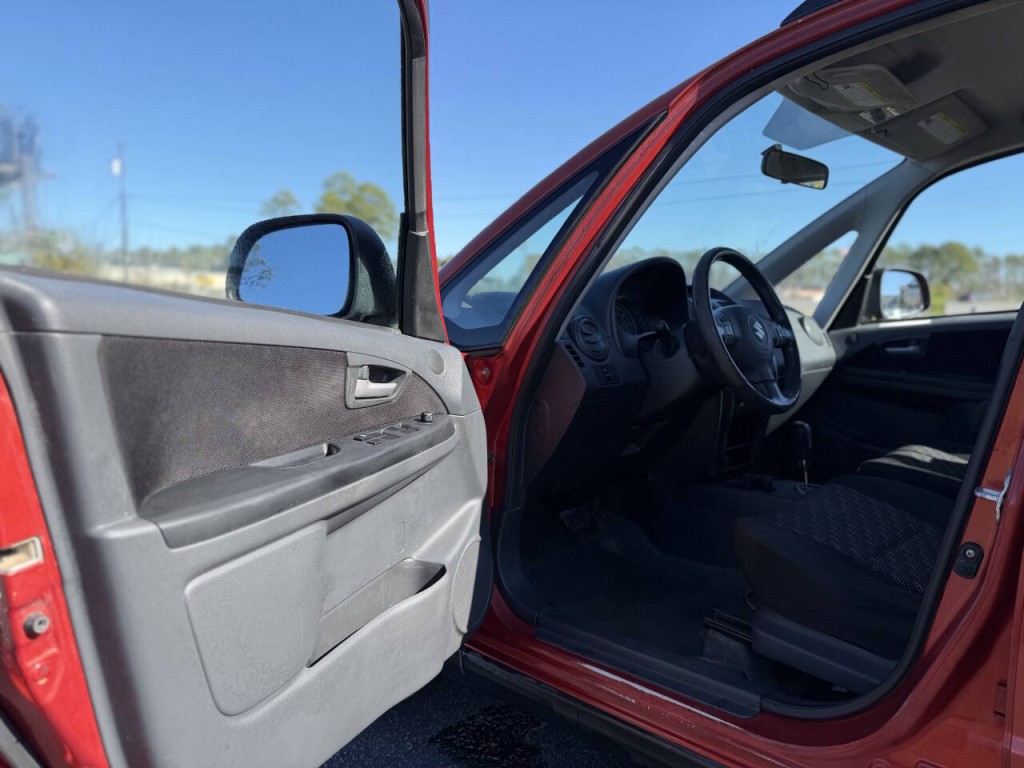 2009 Suzuki SX4 Image 7