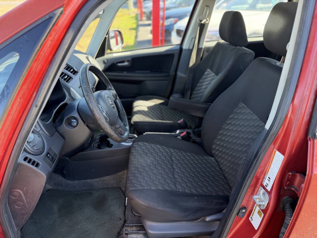 2009 Suzuki SX4 Image 9