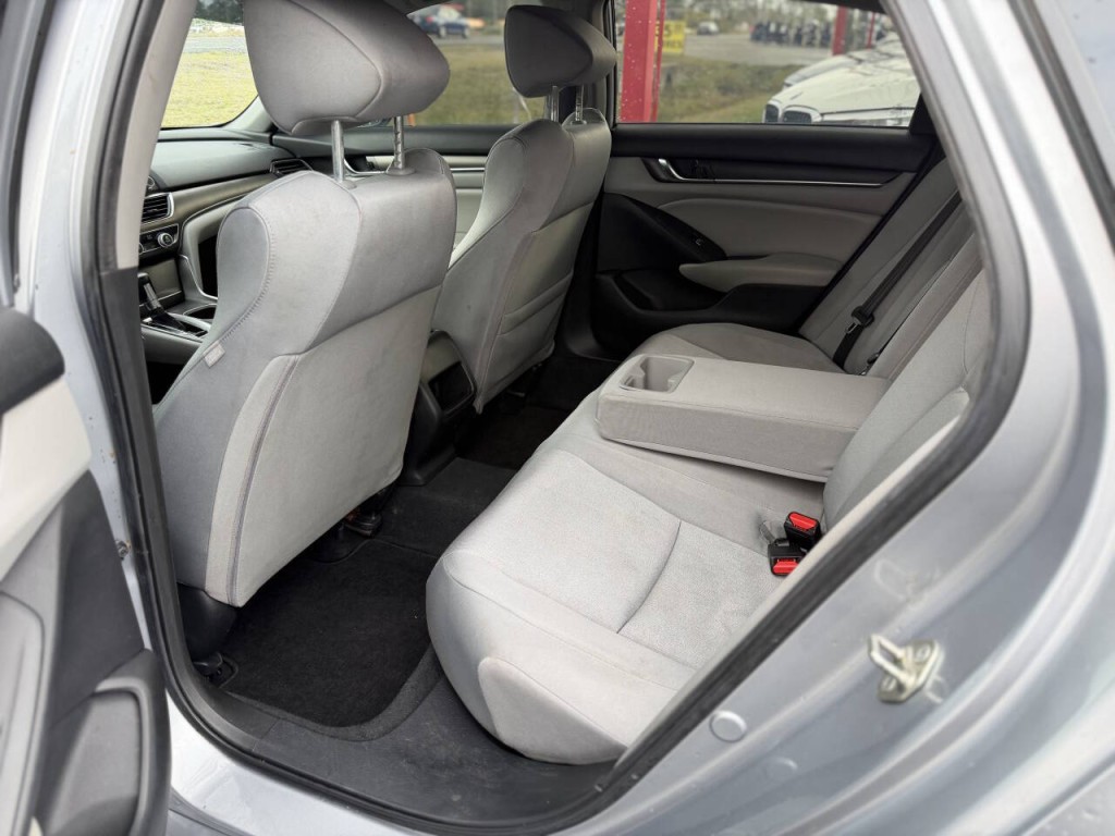 2019 Honda Accord Image 8