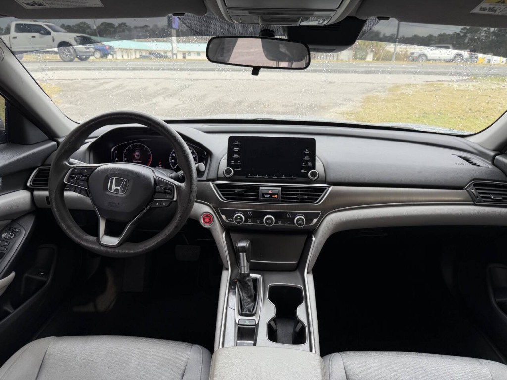 2019 Honda Accord Image 10