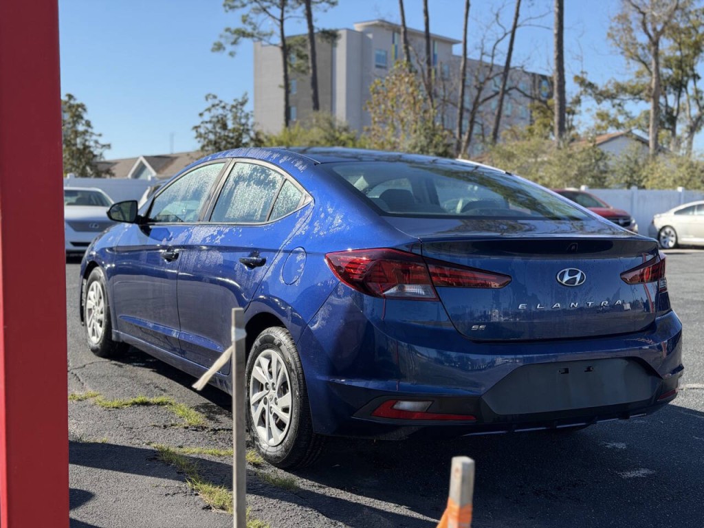 2019 Hyundai Elantra Image 6
