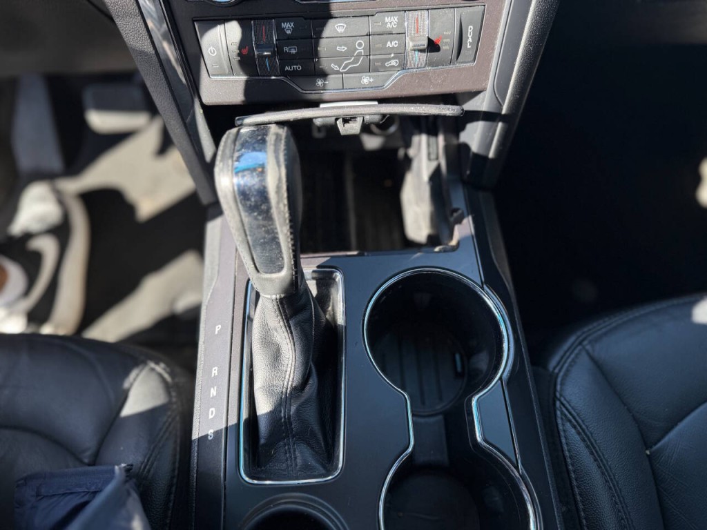 2017 Ford Explorer Image 18