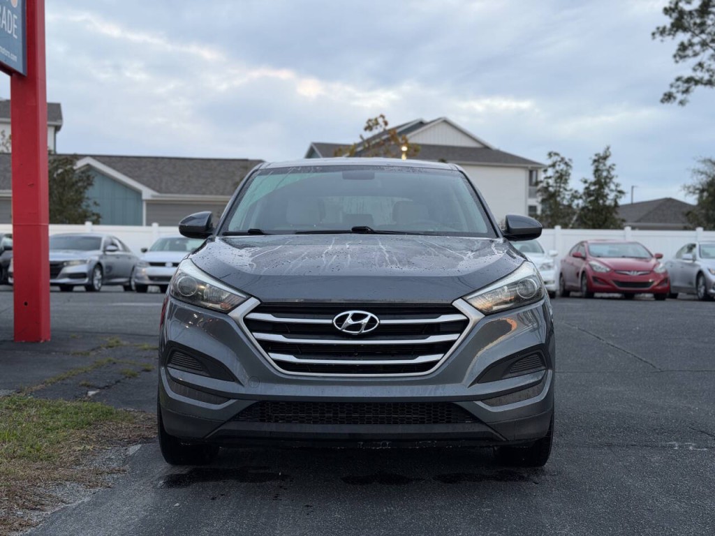 2017 Hyundai Tucson Image 2