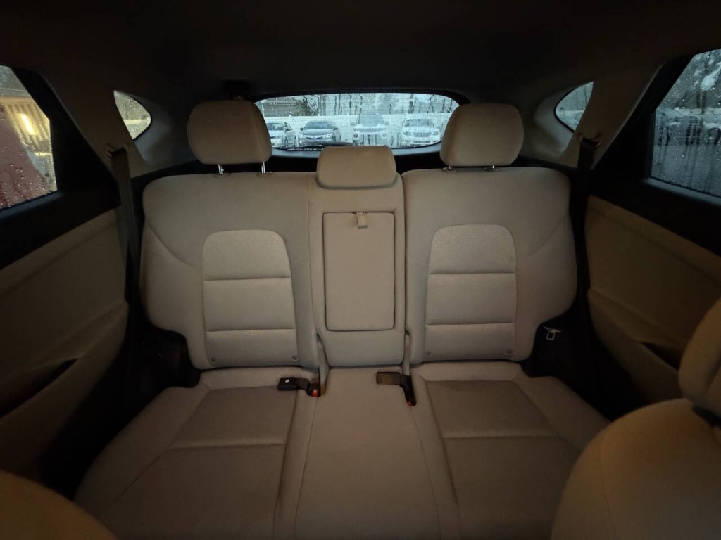 2017 Hyundai Tucson Image 12