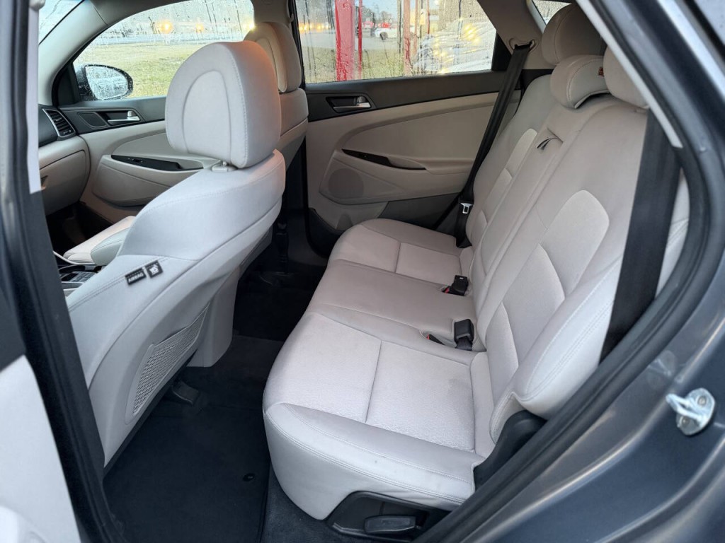 2017 Hyundai Tucson Image 13