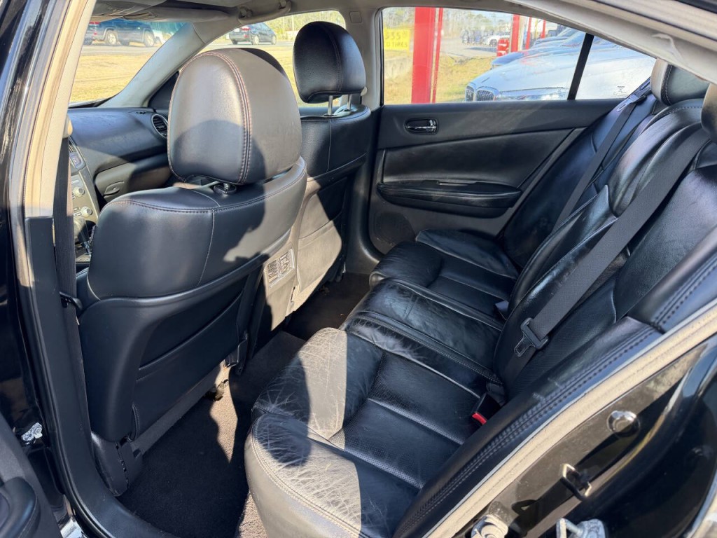 2013 Nissan Maxima Image 10