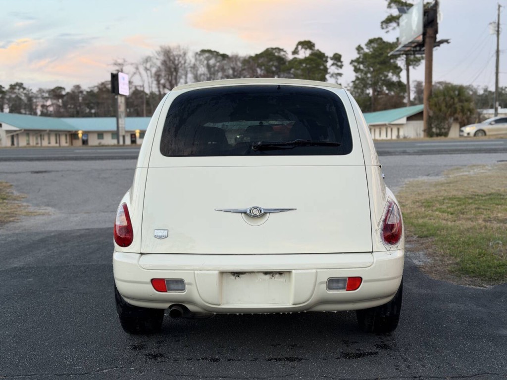 2008 Chrysler PT Cruiser Image 5