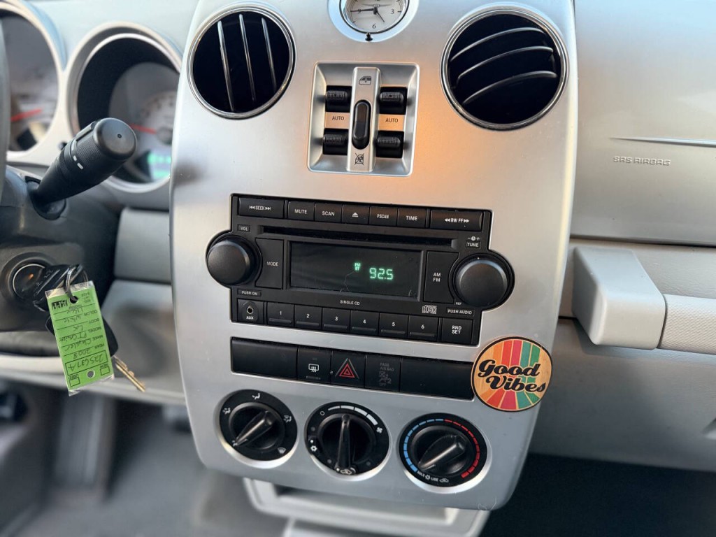 2008 Chrysler PT Cruiser Image 14