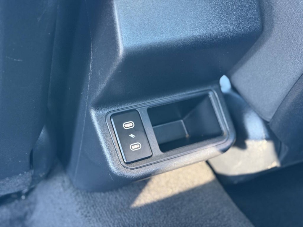 2025 Kia K4 Image 10