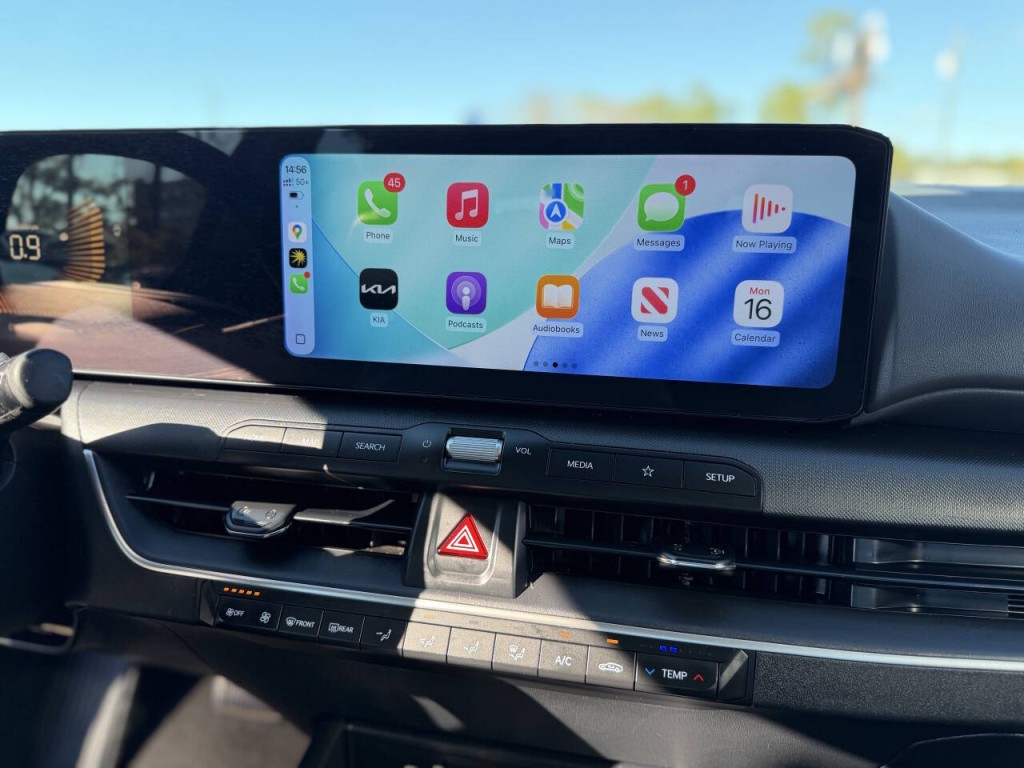 2025 Kia K4 Image 14