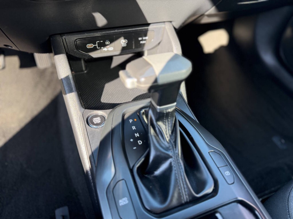 2025 Kia K4 Image 15