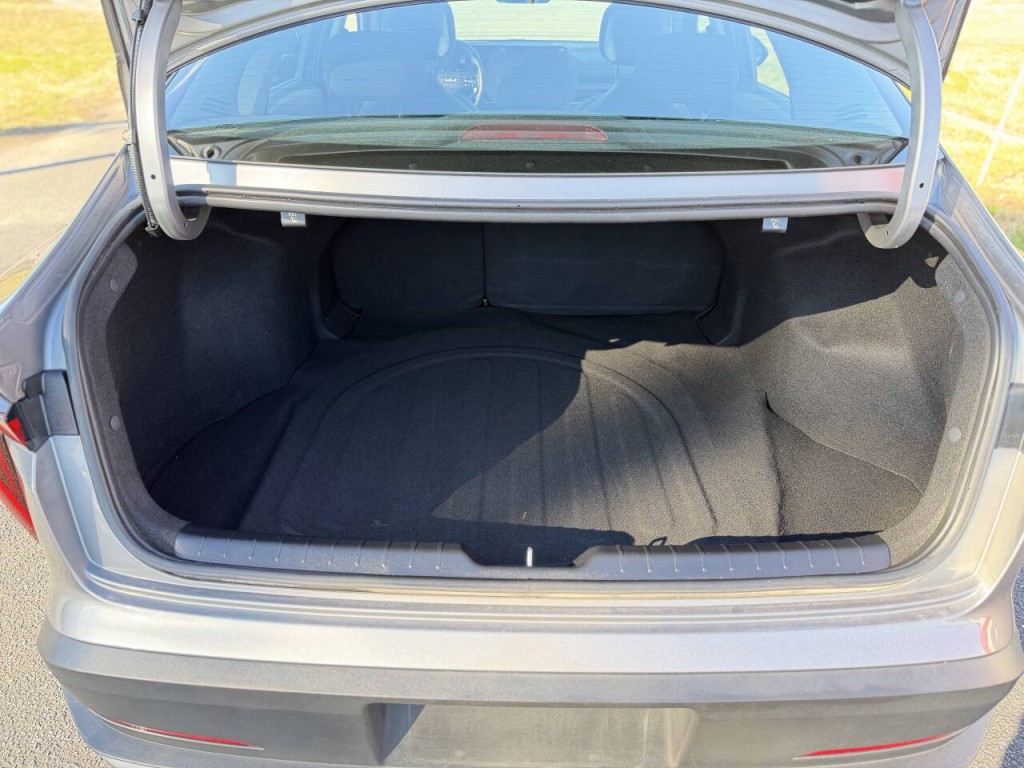 2025 Kia K4 Image 16