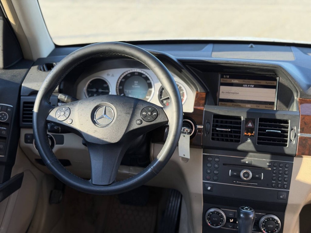 2012 Mercedes-Benz GLK-Class Image 13