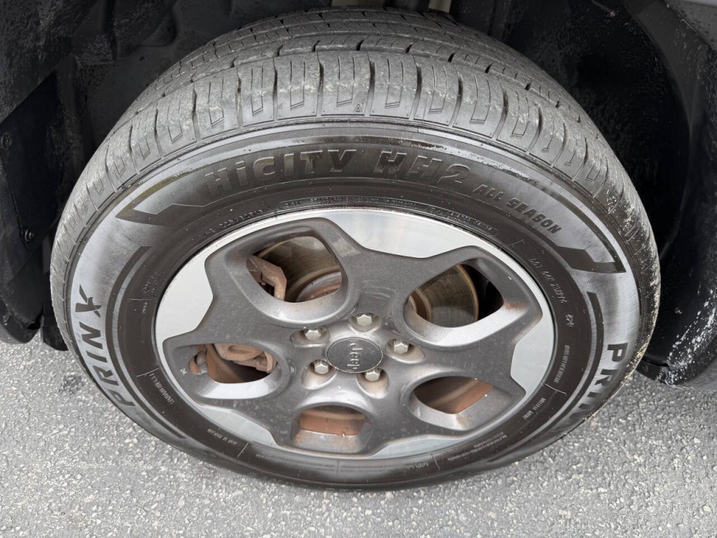 2016 Jeep Renegade Image 17