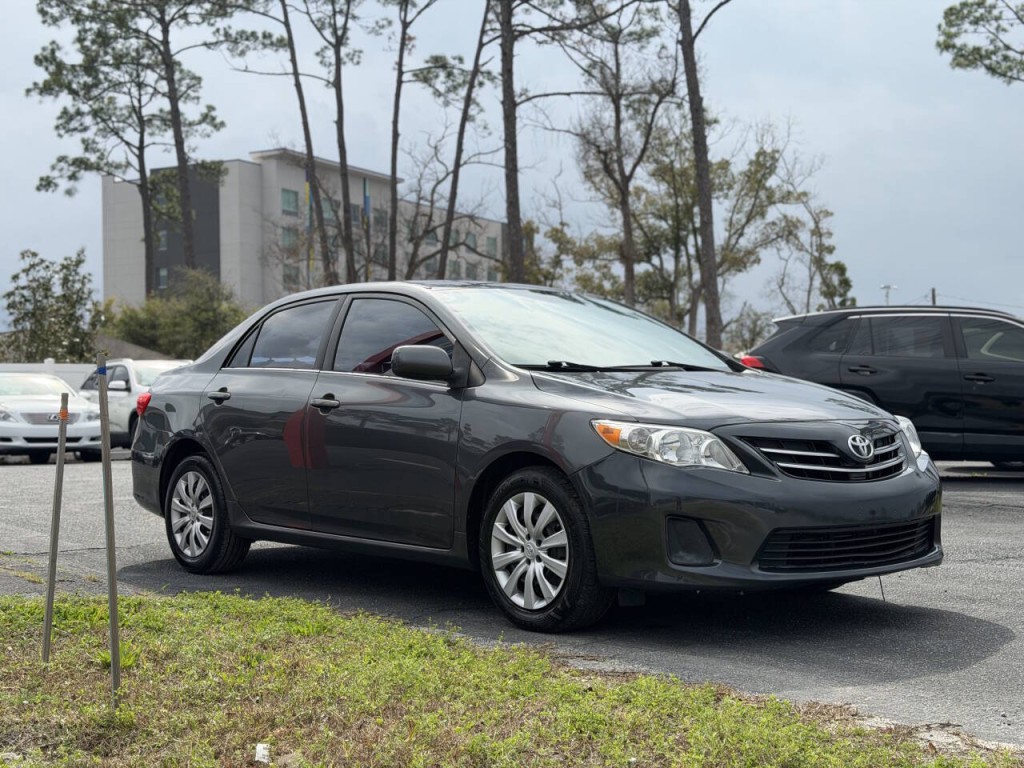2013 Toyota Corolla Image 3