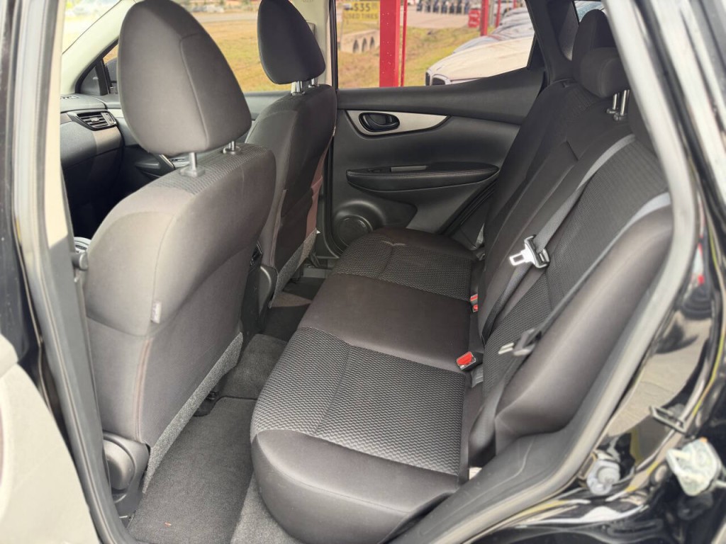 2019 Nissan Rogue Image 10