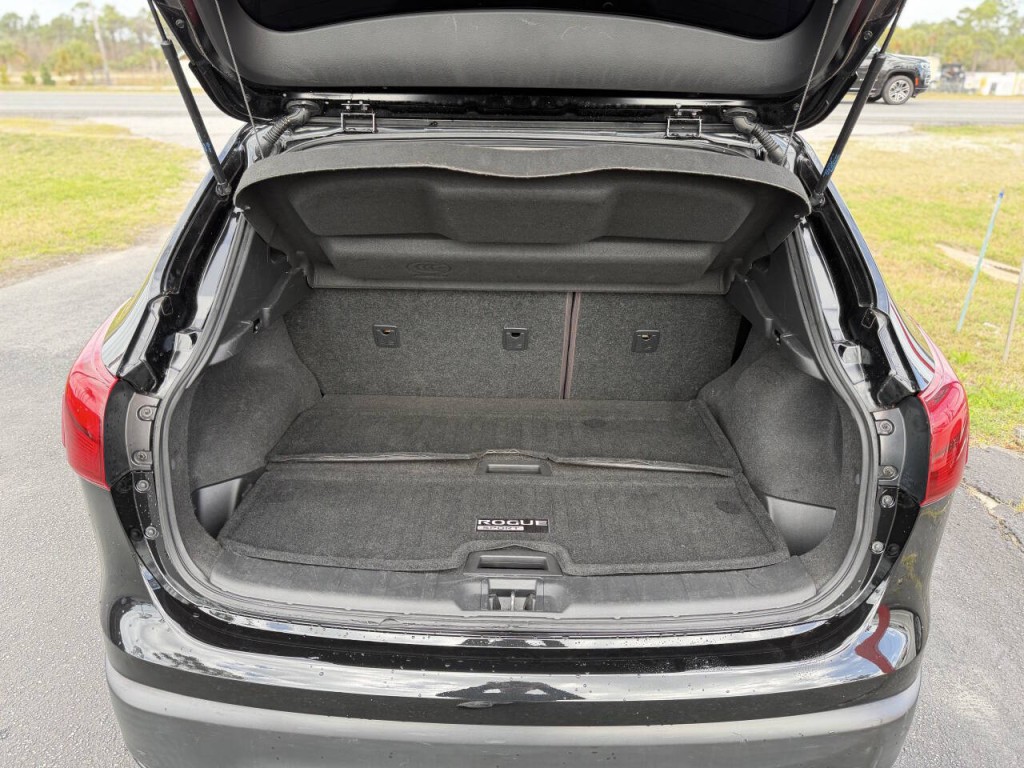 2019 Nissan Rogue Image 17