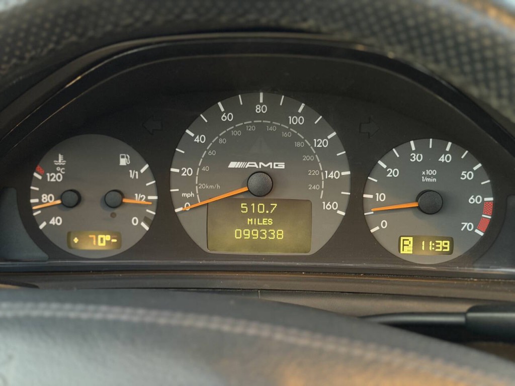 2002 Mercedes-Benz CLK-Class Image 13