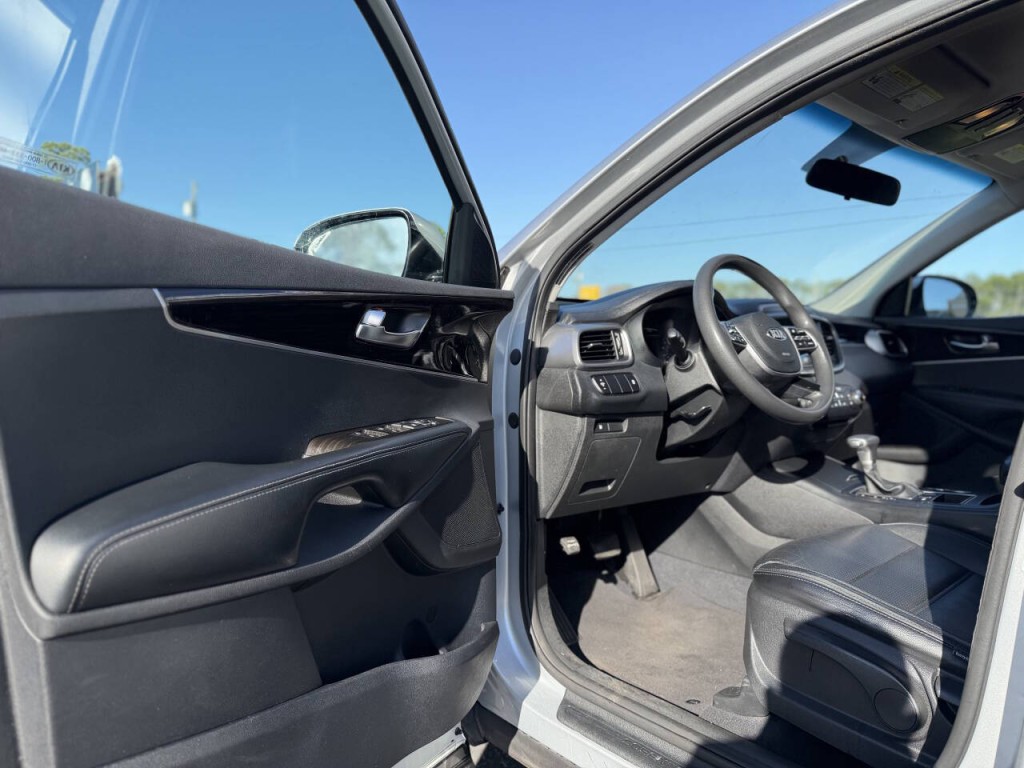 2020 Kia Sorento Image 7