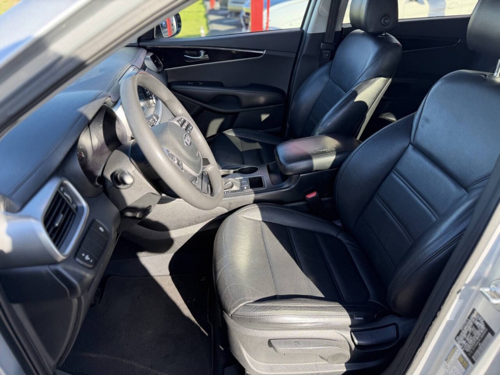 2020 Kia Sorento Image 10