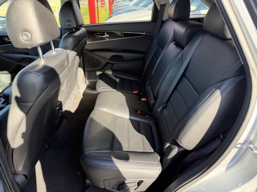 2020 Kia Sorento Image 11