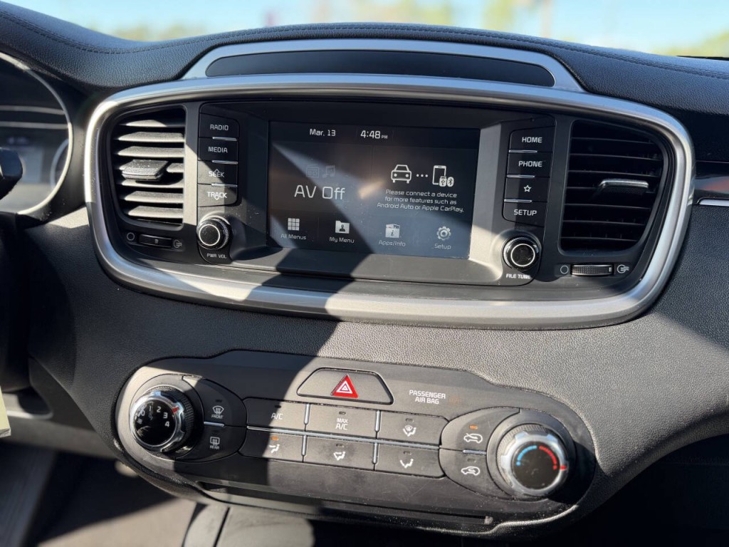 2020 Kia Sorento Image 16