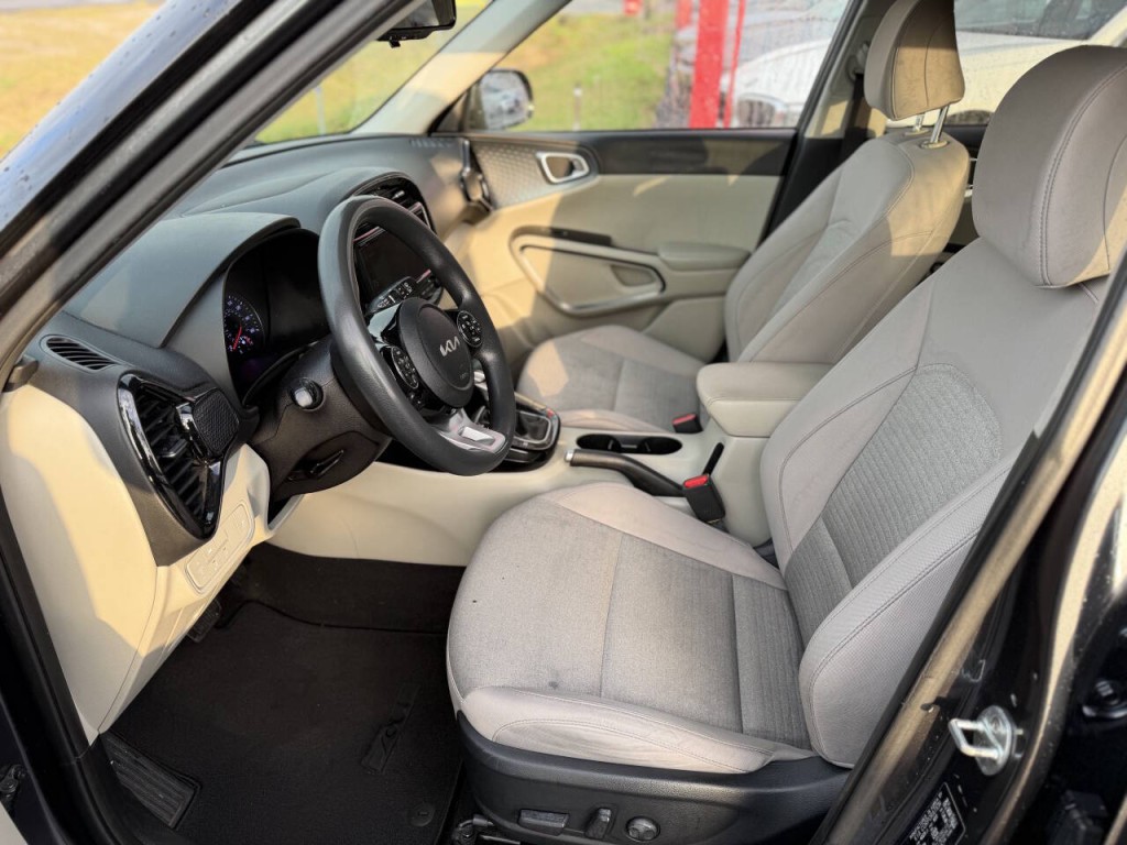 2022 Kia Soul Image 10