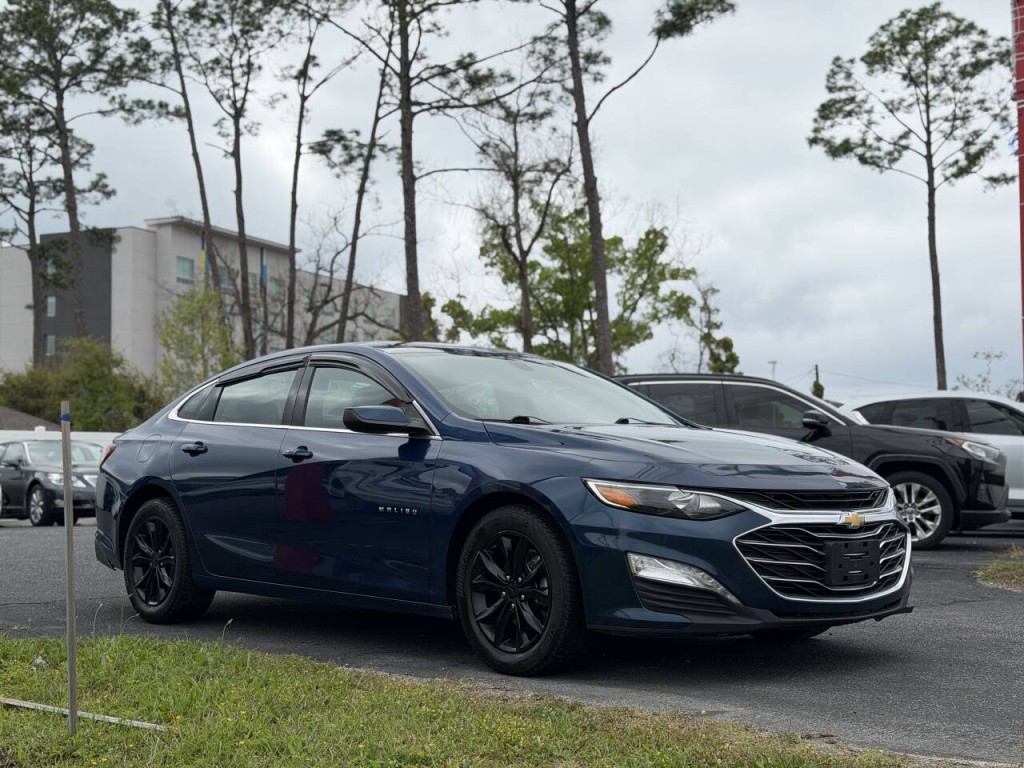 2019 Chevrolet Malibu Image 3