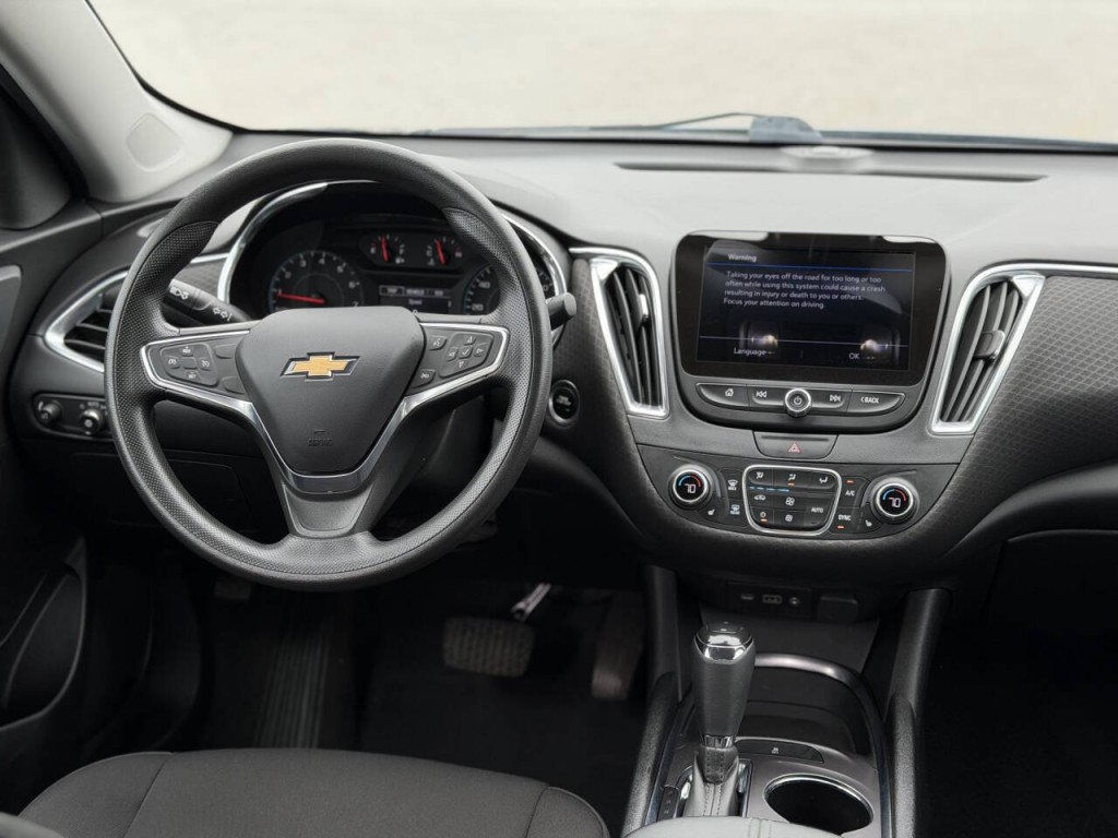 2019 Chevrolet Malibu Image 12