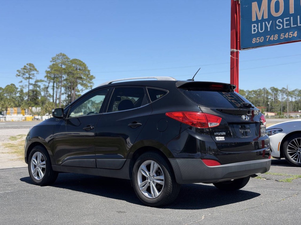 2013 Hyundai Tucson Image 6