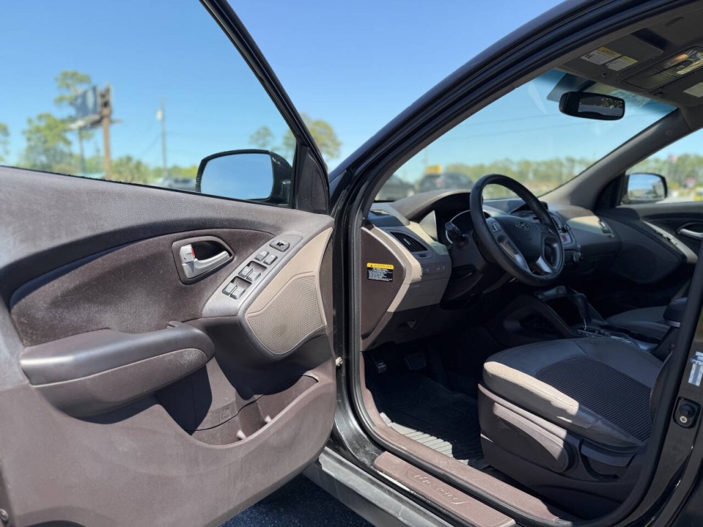 2013 Hyundai Tucson Image 7