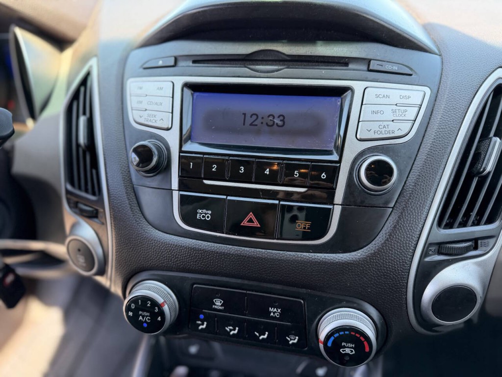 2013 Hyundai Tucson Image 14