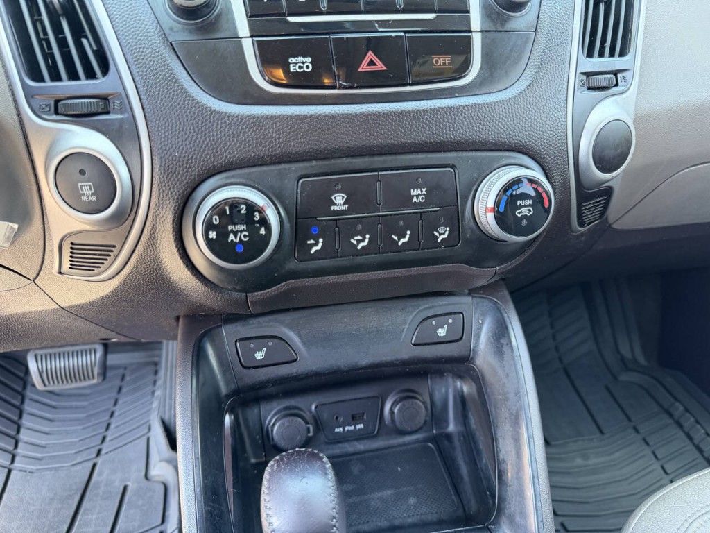 2013 Hyundai Tucson Image 15