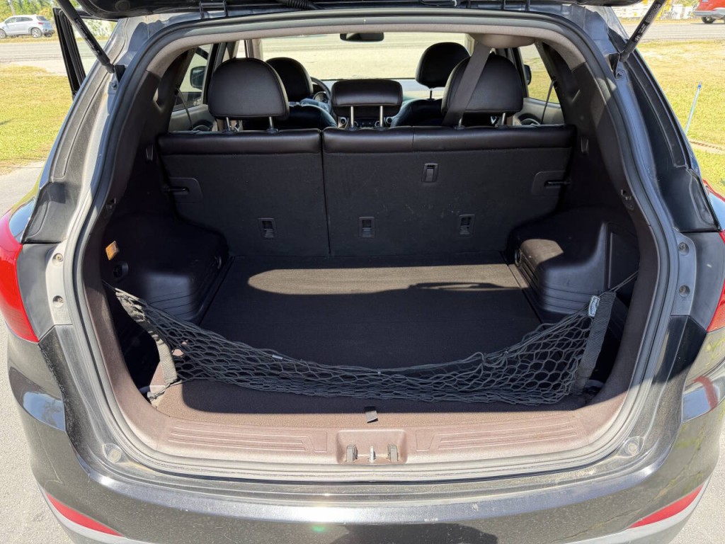 2013 Hyundai Tucson Image 17