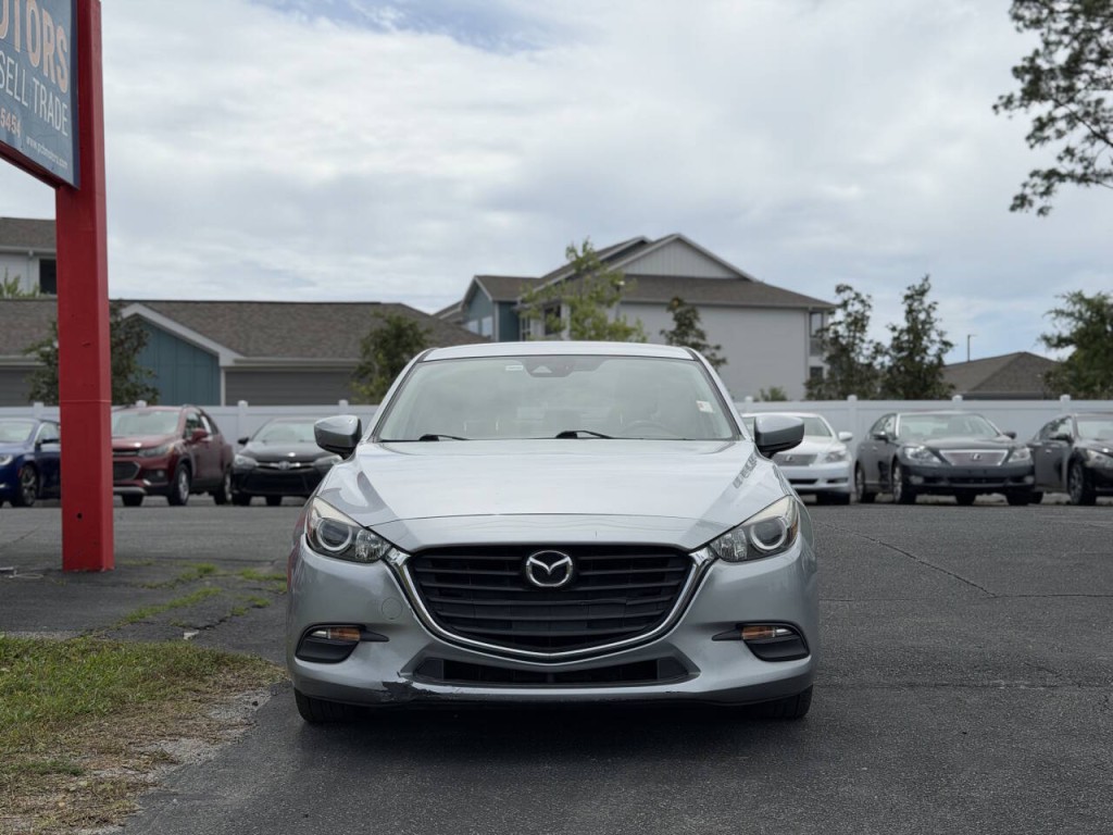 2018 Mazda Mazda3 Image 2