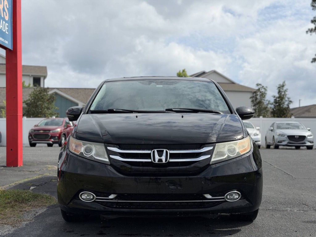 2014 Honda Odyssey Image 2