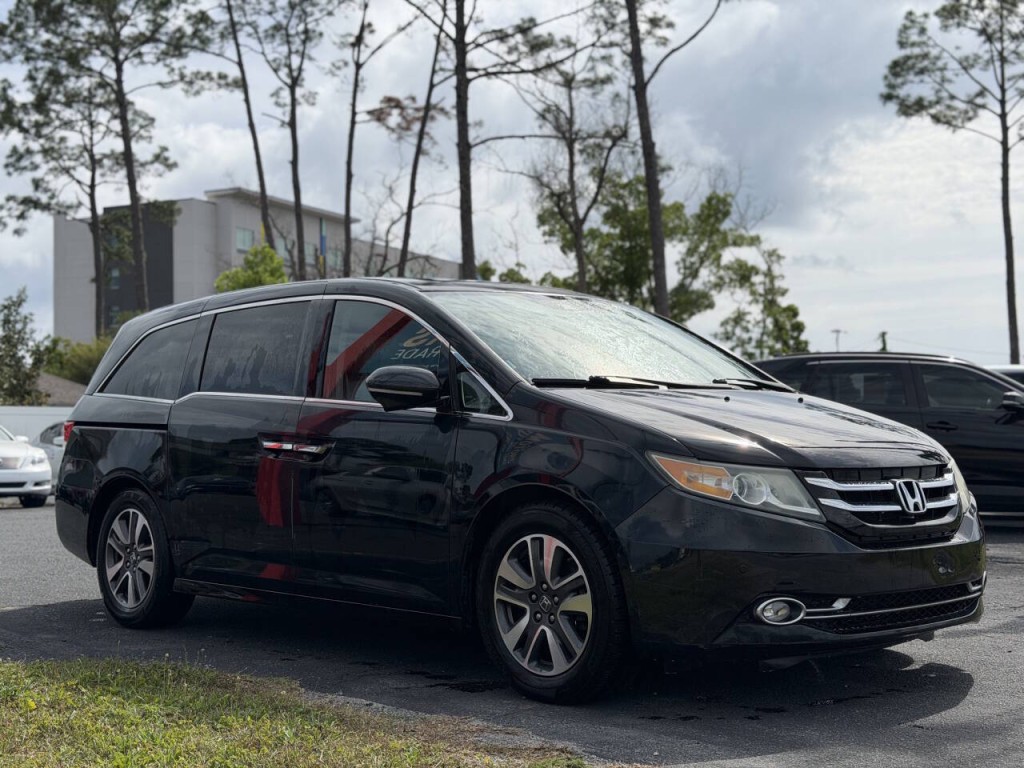 2014 Honda Odyssey Image 3