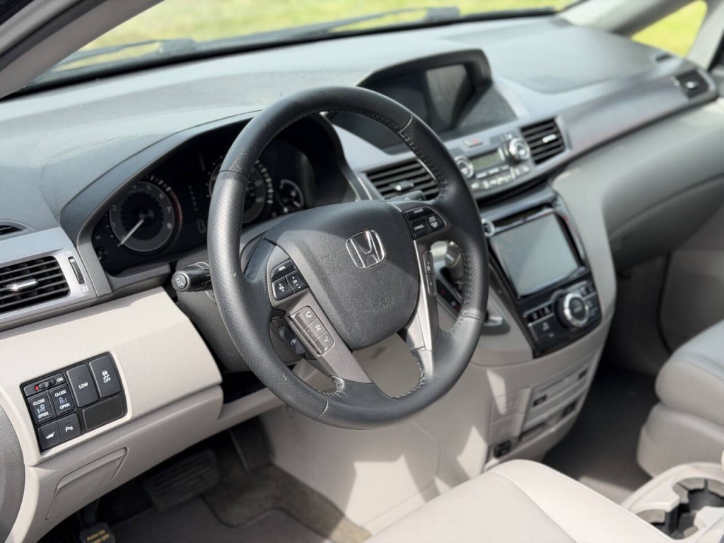2014 Honda Odyssey Image 9