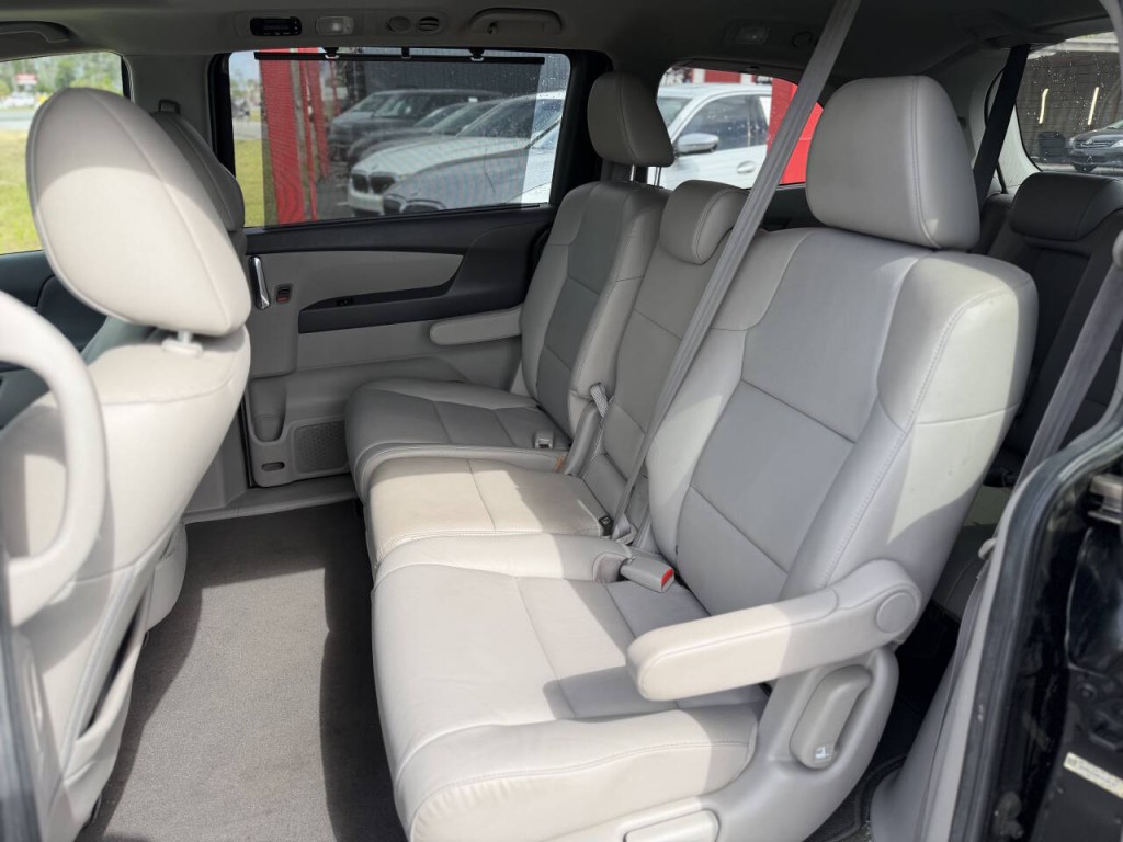 2014 Honda Odyssey Image 11