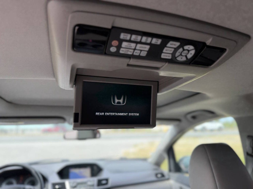 2014 Honda Odyssey Image 13