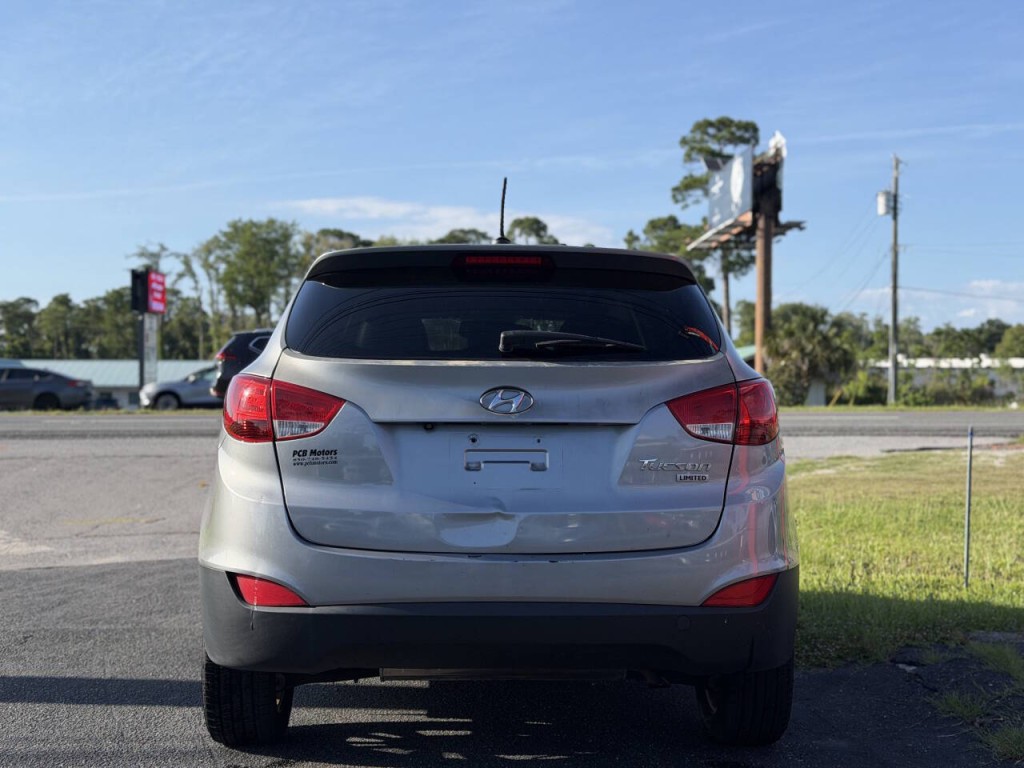 2013 Hyundai Tucson Image 5