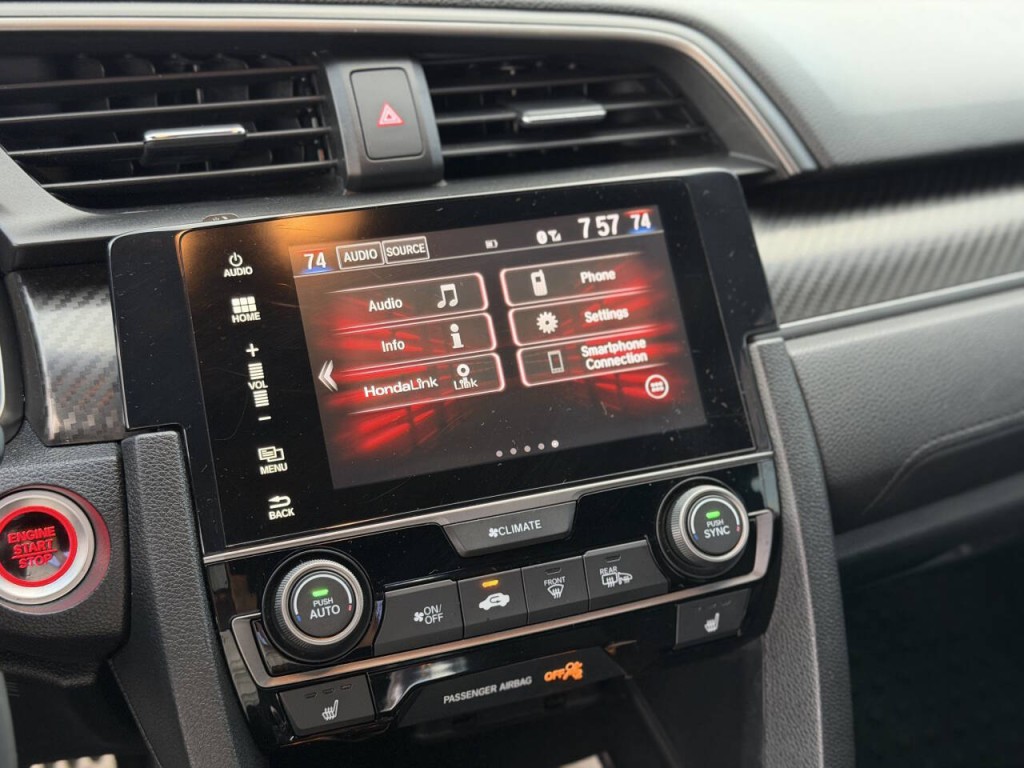 2018 Honda Civic Image 14
