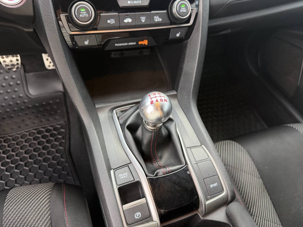 2018 Honda Civic Image 15