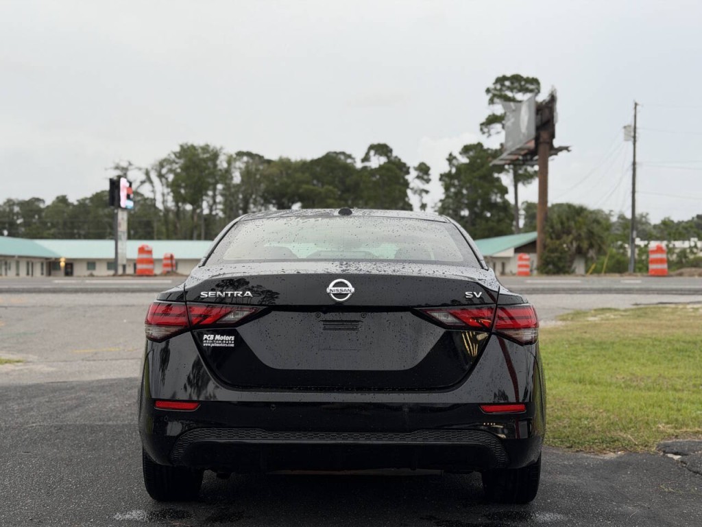 2021 Nissan Sentra Image 5