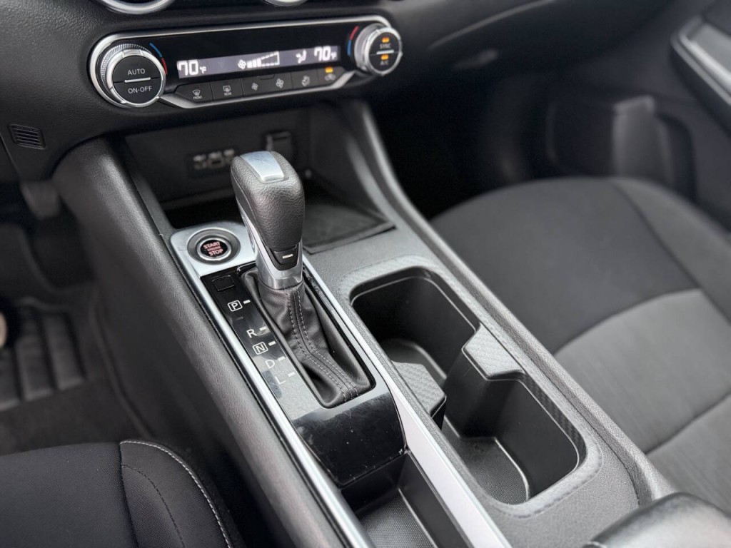 2021 Nissan Sentra Image 16