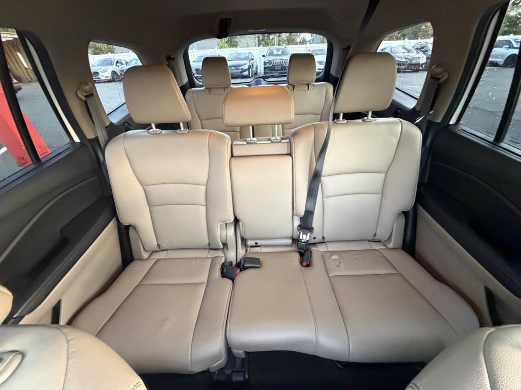 2016 Honda Pilot Image 14