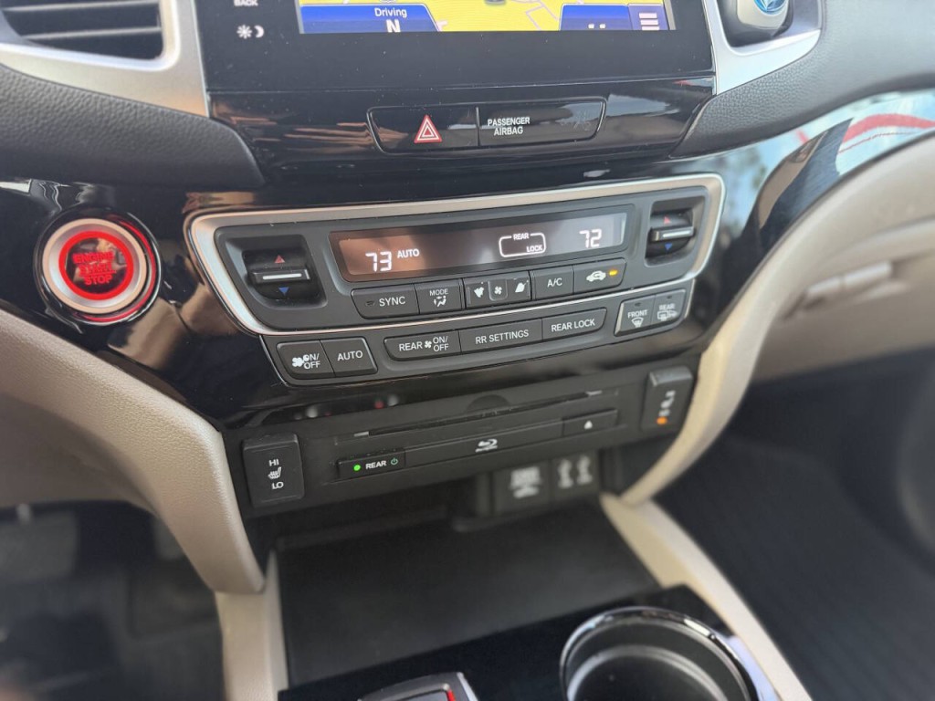 2016 Honda Pilot Image 19