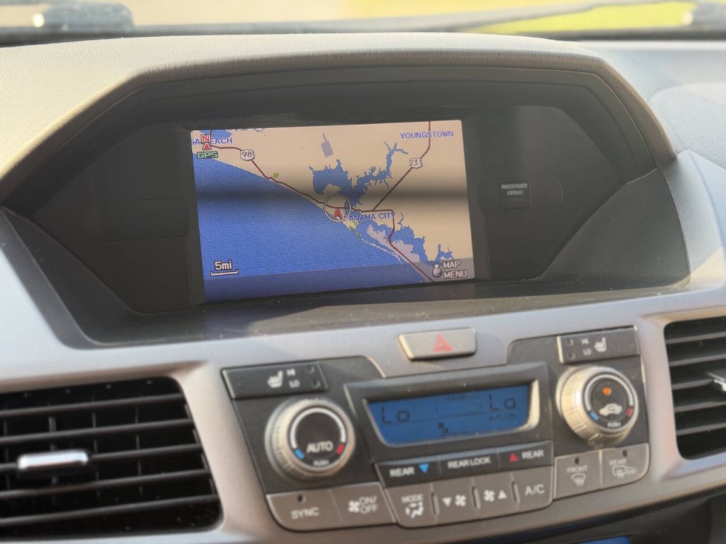 2012 Honda Odyssey Image 14